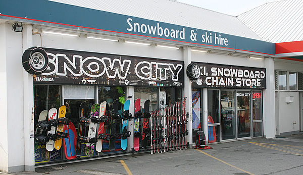 outsidesnowcity1